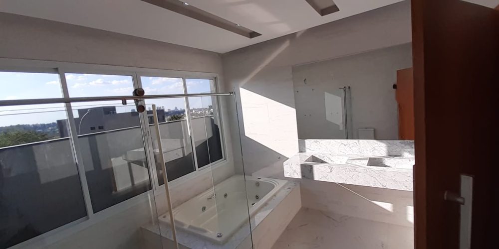 WhatsApp Image 2025-03-22 at 16.43.20 (1)