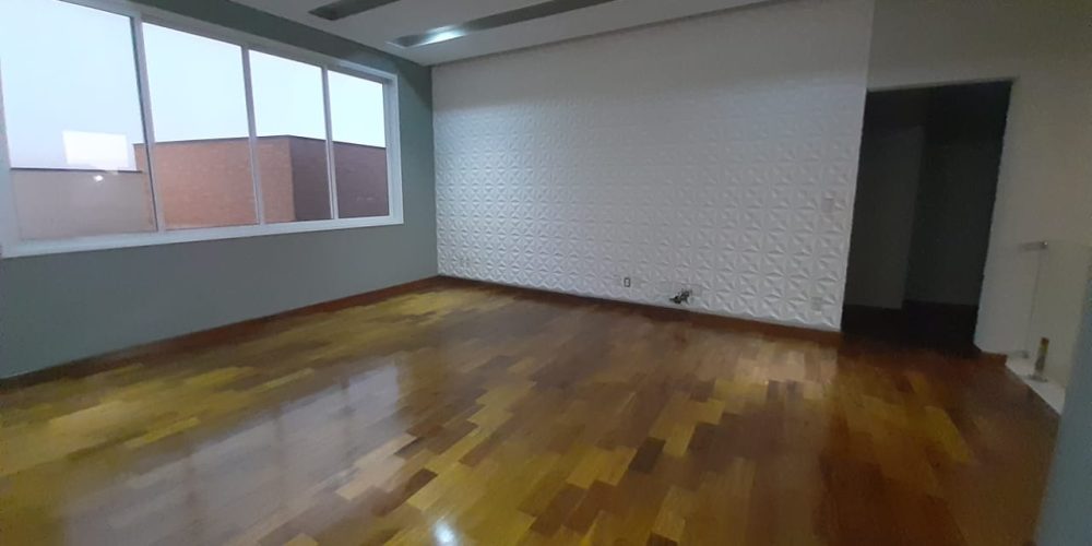 WhatsApp Image 2025-03-22 at 16.43.23